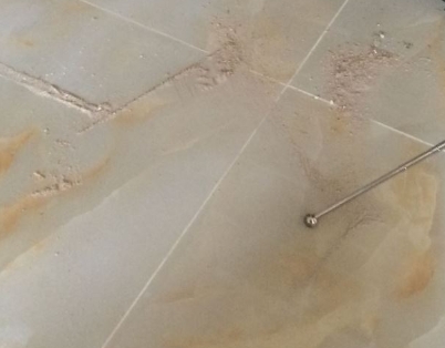 涞源瓷砖空鼓维修公司分享粘合剂选择不当在瓷砖铺贴过程中可能导致以下问题